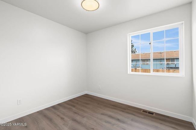 Bedroom #2 | Image 18
