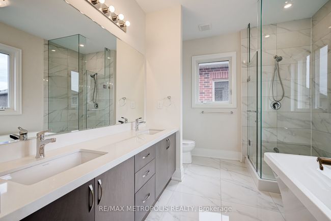 454 Humphrey St, House other with 4 bedrooms, 4 bathrooms and 2 parking in Hamilton ON | Image 35