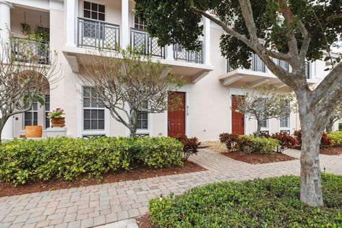 810 Nw 83rd Lane, Boca Raton, FL, 33487 | Card Image