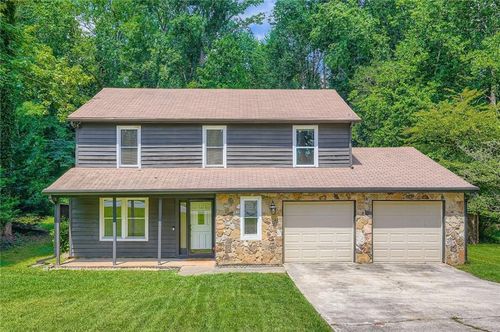 1120 Chapman Cir, Stone Mountain, GA, 30088-2929 | Card Image