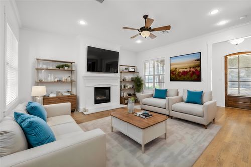 1607 Chelsea Ln, Austin, TX, 78704-2610 | Card Image