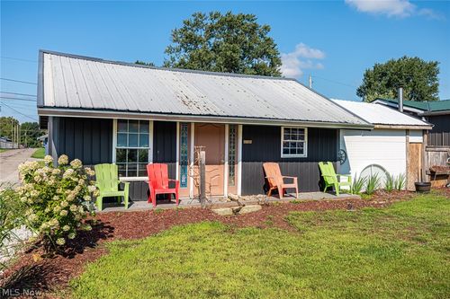 2585 S 7th St, Coshocton, OH, 43812-9772 | Card Image
