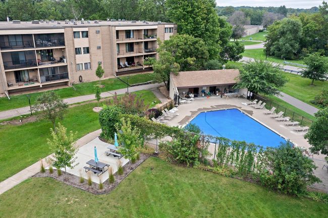 45-web-or-mls-5697_Green_Circle_Dr_Unit_319-135.jpg | Image 31