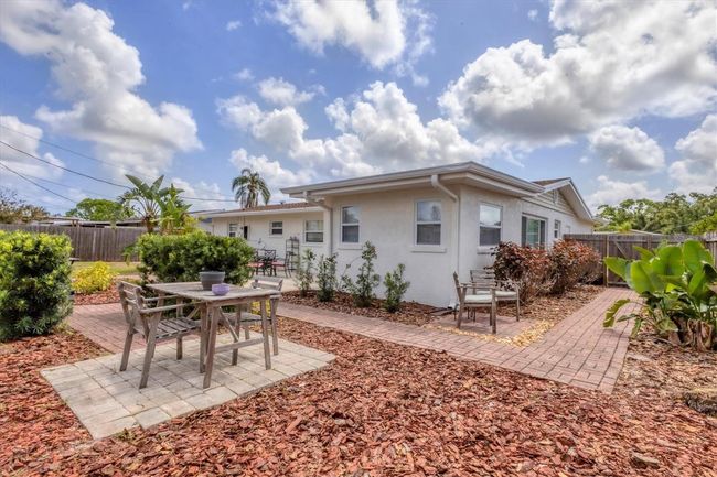 2402 33 Rd St W, House other with 3 bedrooms, 2 bathrooms and null parking in BRADENTON FL | Image 27