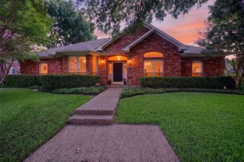 12324 Creekspan Dr, Dallas, TX, 75243-5055 | Card Image
