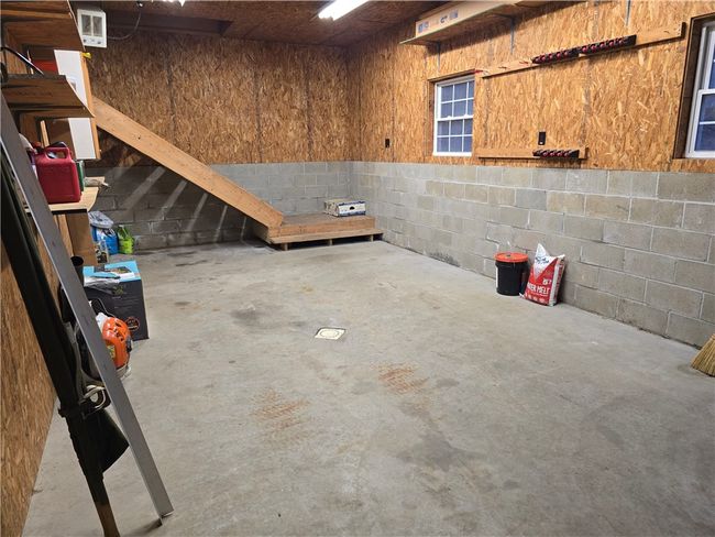 235 Smith Rd, House other with 3 bedrooms, 3 bathrooms and 2 parking in Cabot PA | Image 45
