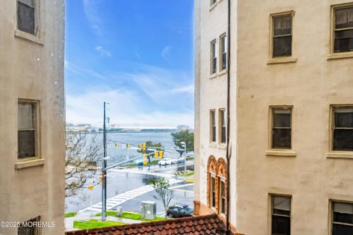 3k-400 Deal Lake Dr, Asbury Park, NJ, 07712-5174 | Card Image