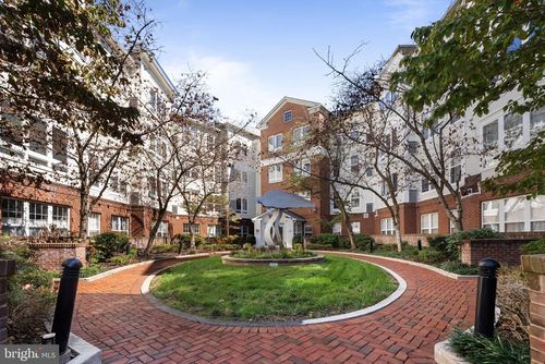 apt-304-801 S Greenbrier St, ARLINGTON, VA, 22204-2732 | Card Image