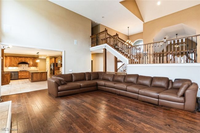 9790 Hidden Hollow Trl, House other with 4 bedrooms, 5 bathrooms and null parking in Broadview Heights OH | Image 11