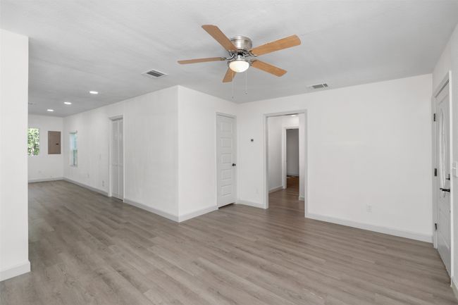 2012 Watauga Ct E, House other with 3 bedrooms, 2 bathrooms and null parking in Fort Worth TX | Image 6