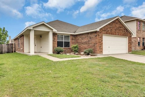 2152 Laughlin Rd, Fort Worth, TX, 76177-7370 | Card Image
