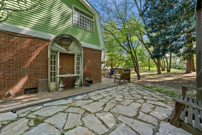 2037 Middle Bridge Rd, House other with 4 bedrooms, 5 bathrooms and null parking in Bowling Green KY | Image 15