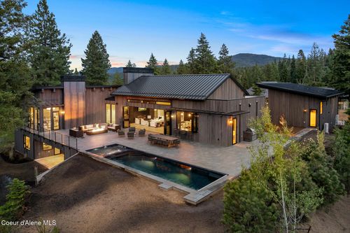 2833 E Lower Pasture Rd, Harrison, ID, 83833-6086 | Card Image