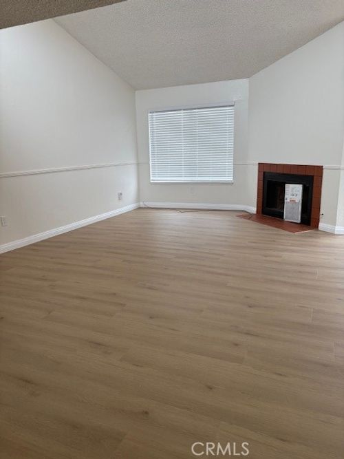 1814 N Vineyard Ave, Ontario, CA, 91764-1259 | Card Image