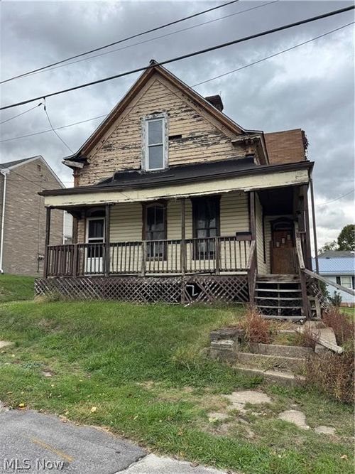 806 Carlisle St, Martins Ferry, OH, 43935-1510 | Card Image