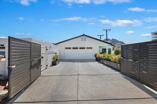 54990 Avenida Madero, La Quinta, CA, 92253-3700 | Card Image