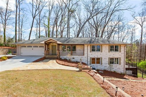 3711 Hickory Cir Se, Smyrna, GA, 30080-5617 | Card Image