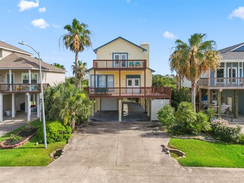 22517 Bay Pointe Dr, Galveston, TX, 77554 | Card Image