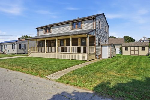 21 Webster St, Dartmouth, MA, 02748-2417 | Card Image
