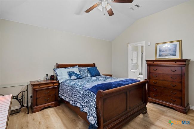 1906 E 18 Th St, House other with 3 bedrooms, 2 bathrooms and null parking in Georgetown TX | Image 11