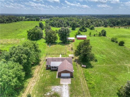 11305 Rowan Dr, Neosho, MO, 64850-8337 | Card Image