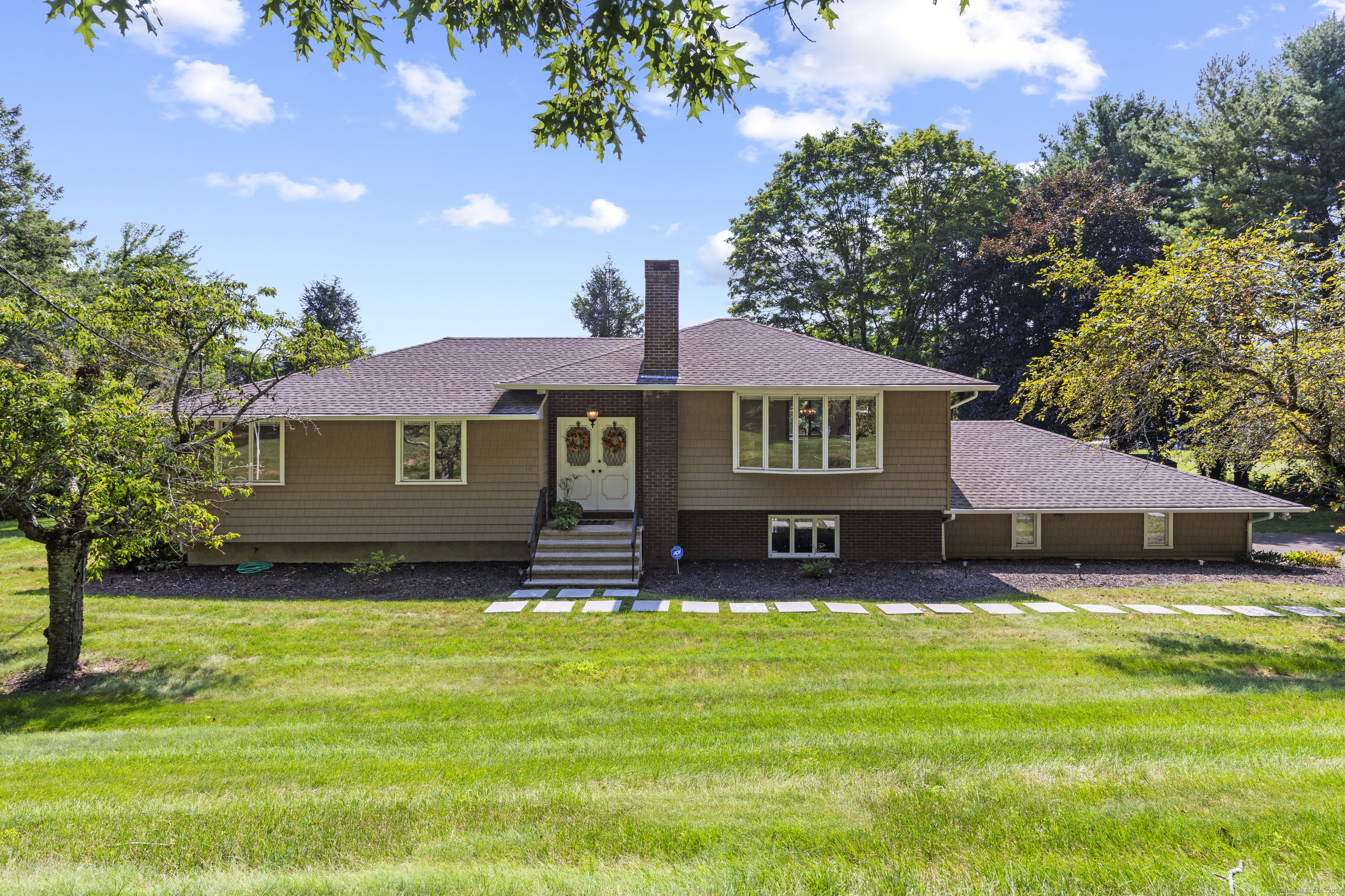 Totoket Rd, Northford, CT 06472