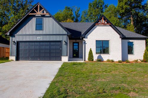 6049 Coral Ridge Dr, Alexander, AR, 72002-8084 | Card Image