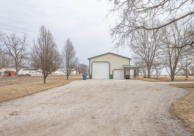 309 S Euclid St, House other with 2 bedrooms, 2 bathrooms and 6 parking in Colfax IL | Image 7