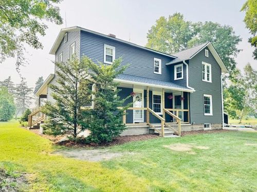 10035 Irish Rd, Vermontville, MI, 49096-8712 | Card Image