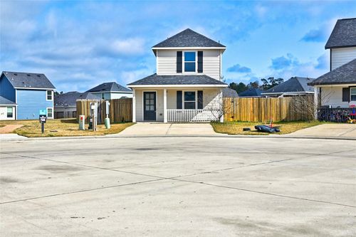 16623 Colleen Pl, Conroe, TX, 77306-2227 | Card Image