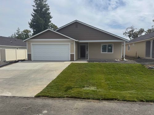 9 S Rivista Ln, Greenacres, WA, 99016-5523 | Card Image