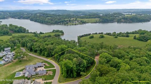 246 Arcadia Peninsula Way, Knoxville, TN, 37922 | Card Image
