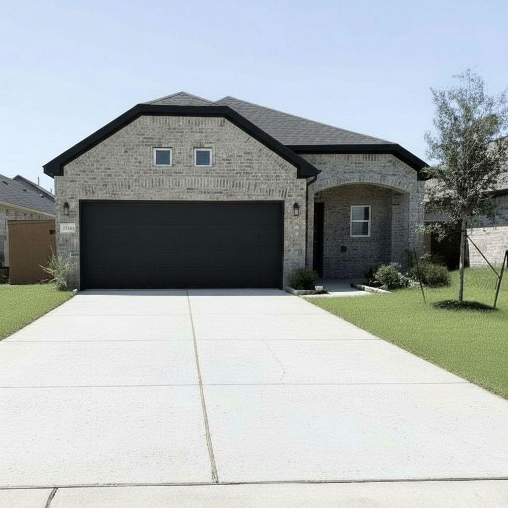 Residential in Iowa Colony