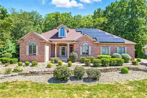 2760 Ravine Run, Cortland, OH, 44410-9276 | Card Image