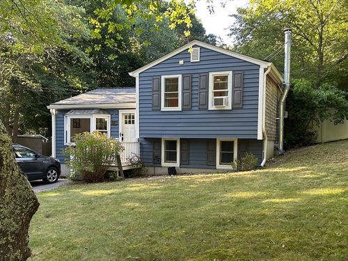 22 Presidents Ln, Plymouth, MA, 02360-1525 | Card Image