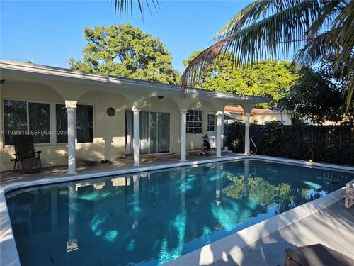 301 Sw 5th St, Hallandale Beach, FL, 33009-6300 | Card Image