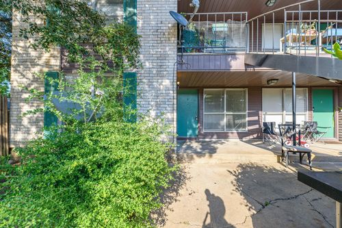 1-4023 Briarglen Dr, Dickinson, TX, 77539-8102 | Card Image