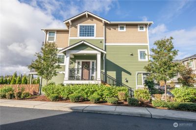 3008 35th Street, Townhouse with 4 bedrooms, 1 bathrooms and 2 parking in Everett WA | Image 1