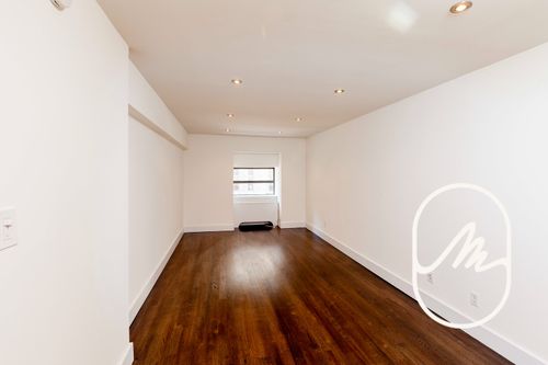 2e-27 W 16th St, New York, NY, 10011-6325 | Card Image
