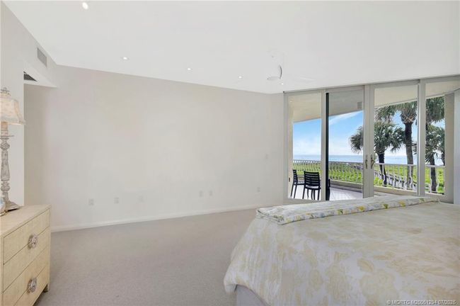 Oversized with balcony access and direct ocean views | Image 23