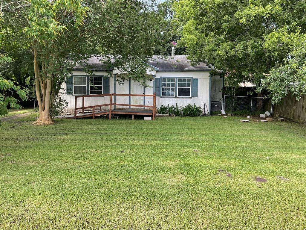 Truman St, Texas City, TX 77591