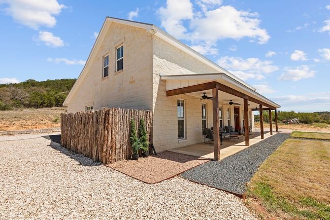 792 Langes Mill Rd, Home with 3 bedrooms, 3 bathrooms and null parking in Doss TX | Image 62