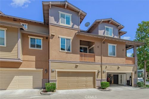 99 Liberty St, Tustin, CA, 92782-6514 | Card Image