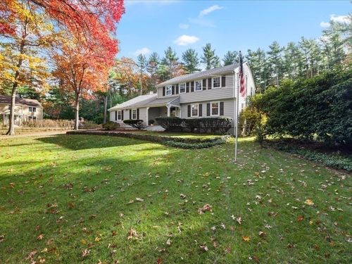 15 Lady Slipper Ln, Duxbury, MA, 02332-3211 | Card Image