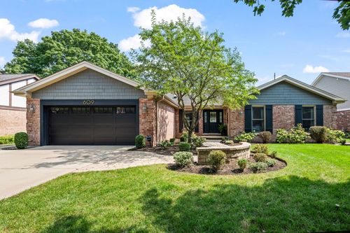 609 Carlyle Ln, Arlington Heights, IL, 60004-5763 | Card Image