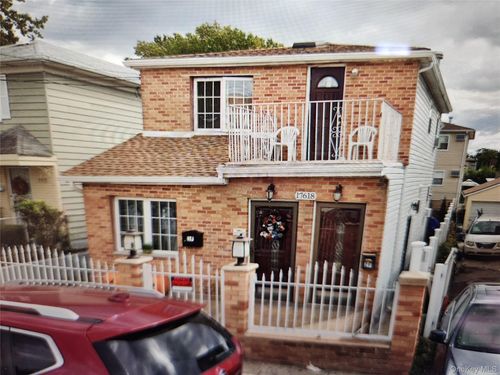 176-18 110th Ave, Jamaica, NY, 11433-3452 | Card Image