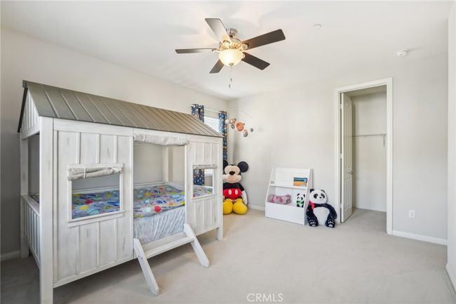 19216 Bension Dr, House other with 6 bedrooms, 4 bathrooms and 2 parking in Santa Clarita CA | Image 25