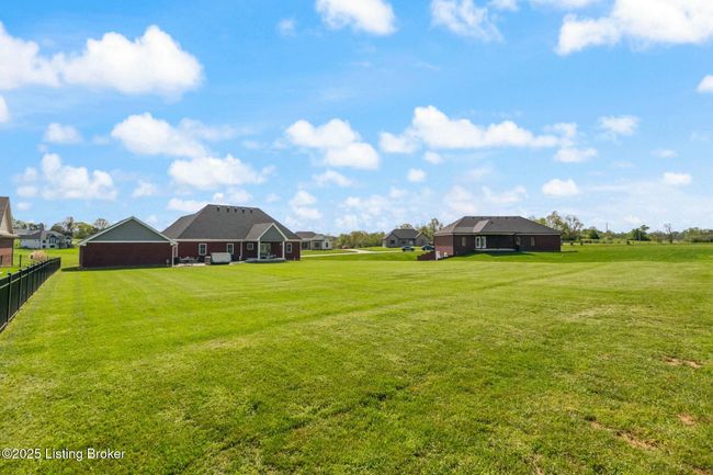 240 Brennan Ct, House other with 3 bedrooms, 2 bathrooms and null parking in Shepherdsville KY | Image 14