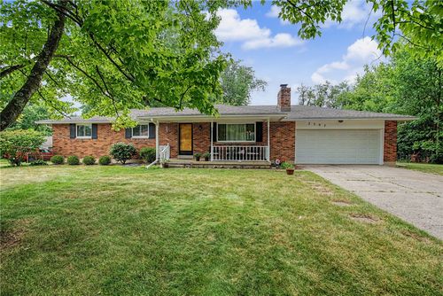 2307 Pine Knott Dr, Beavercreek, OH, 45431-2680 | Card Image
