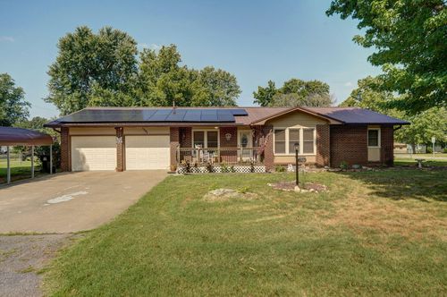 1301 Tyler St, Aurora, MO, 65605-2037 | Card Image